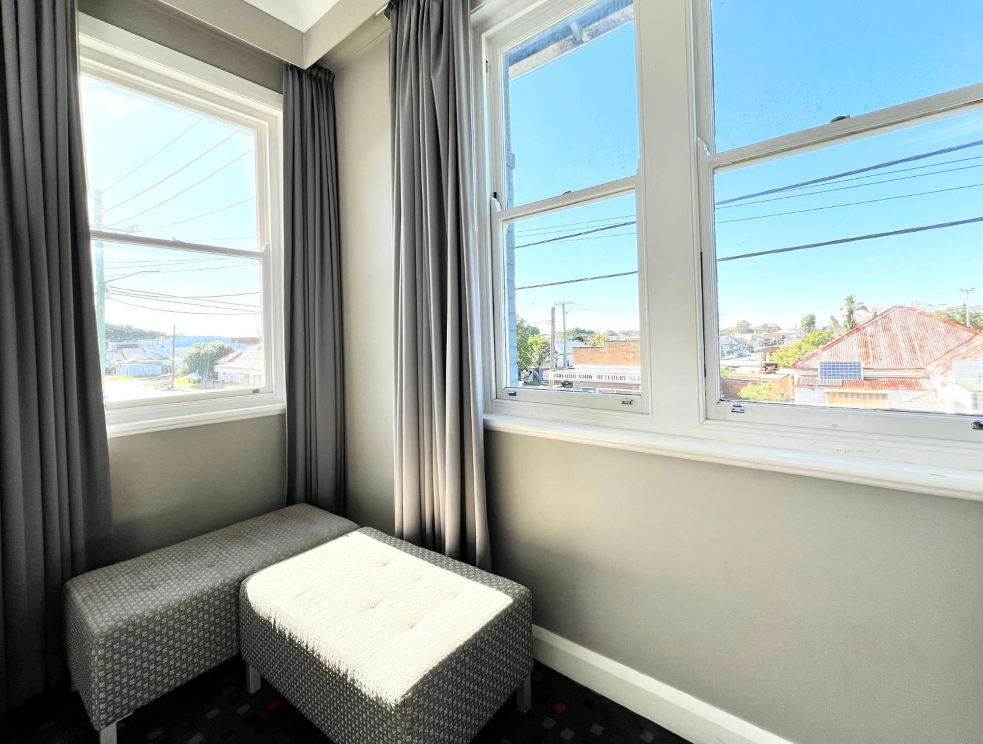 The Sunnyside Tavern, Broadmeadow Newcastle Room photo